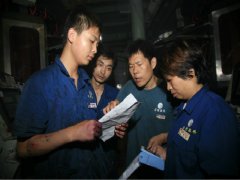 技能比武 爭做“好染匠”