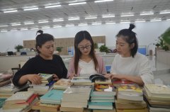 職工書屋，有我一本書